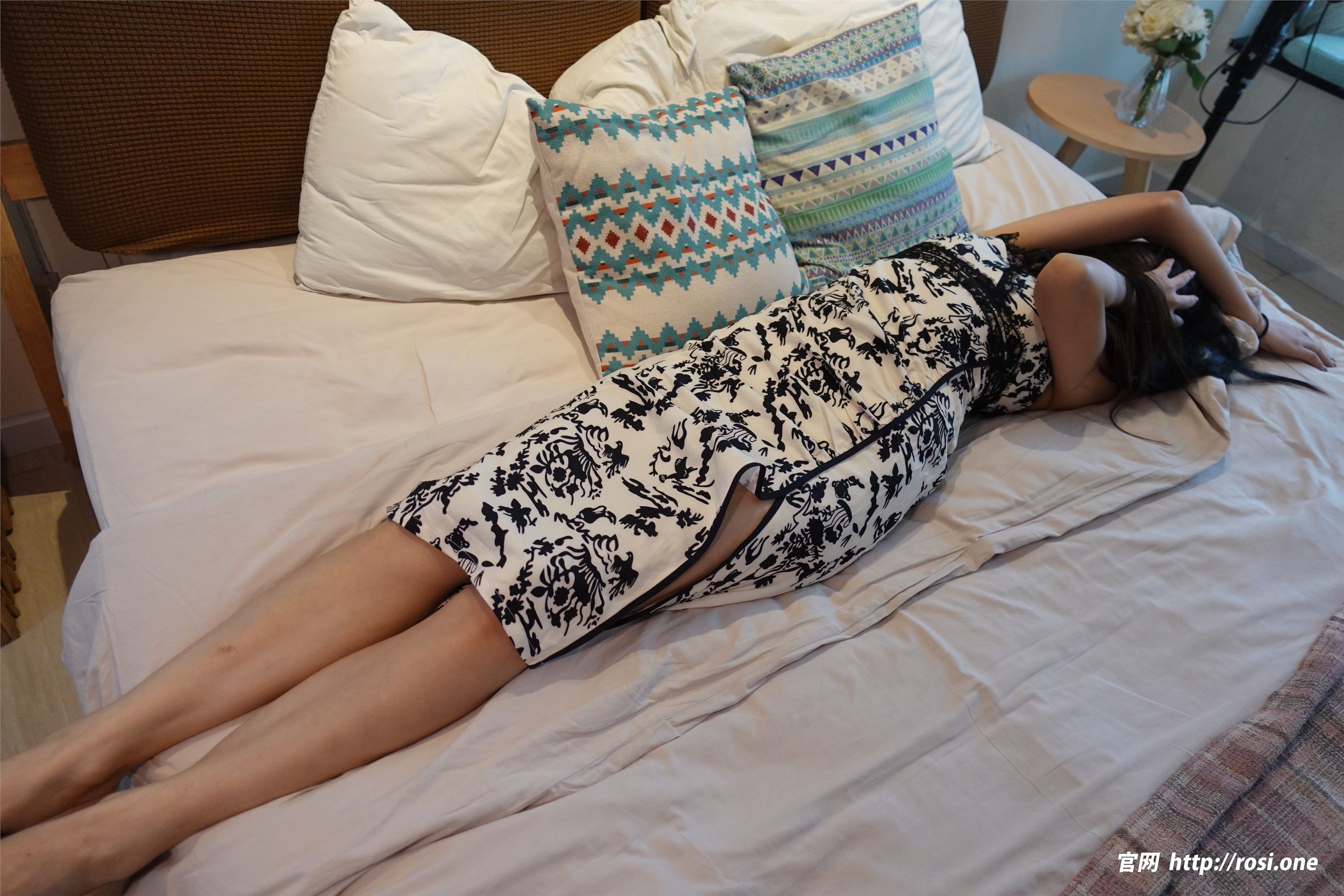 ROSI写真 2022.11.28 NO.4011